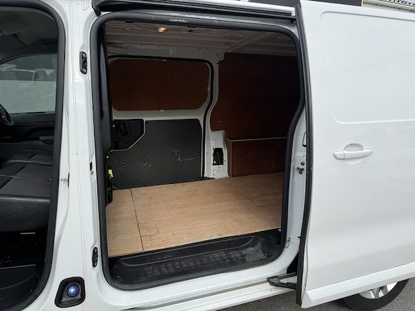 Used Vauxhall Vivaro 2020 for sale - 76143723: Photo 15