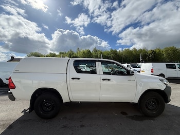 Used Toyota Hilux 2019 for sale - 78583664: Photo