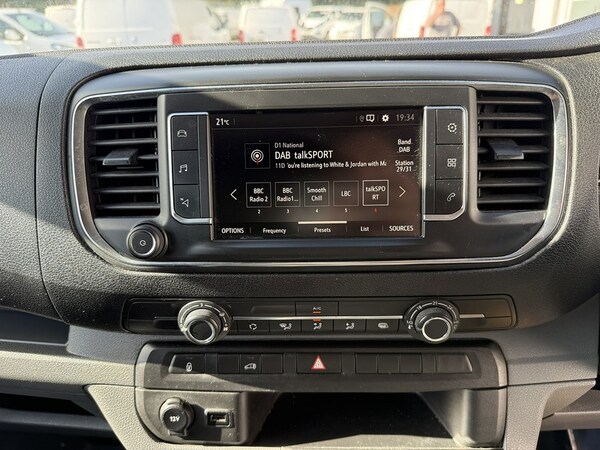 Used Vauxhall Vivaro 2020 for sale - 76106352: Photo 12
