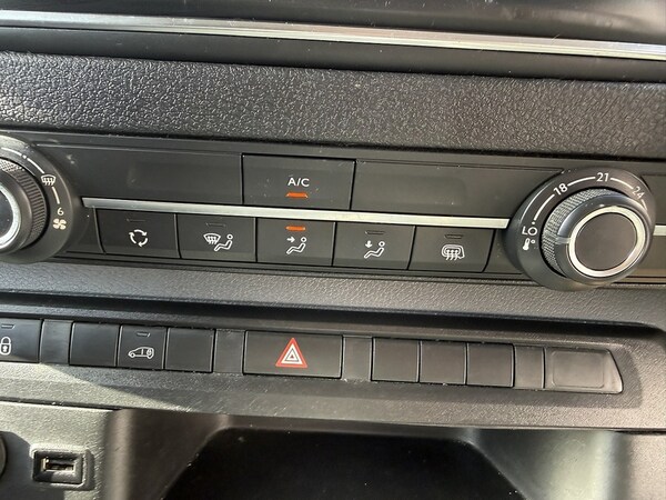 Used Vauxhall Vivaro 2020 for sale - 76106352: Photo 13