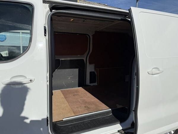 Used Vauxhall Vivaro 2020 for sale - 76106352: Photo 16