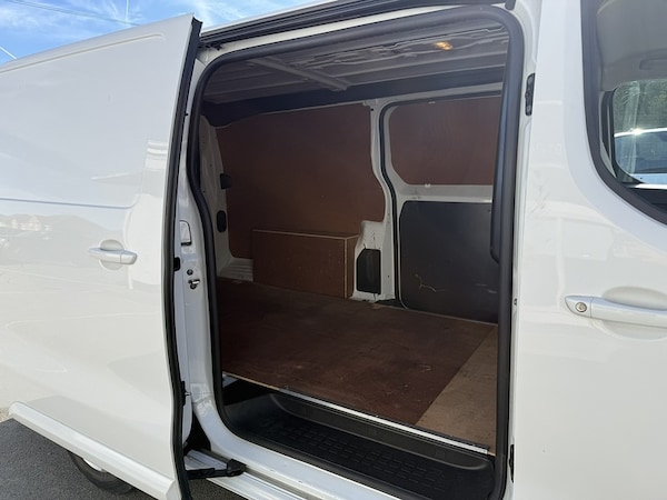 Used Vauxhall Vivaro 2020 for sale - 76106352: Photo 18