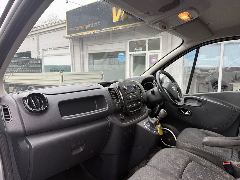 Used Vauxhall Vivaro 2016 for sale - 77129156: Photo 9
