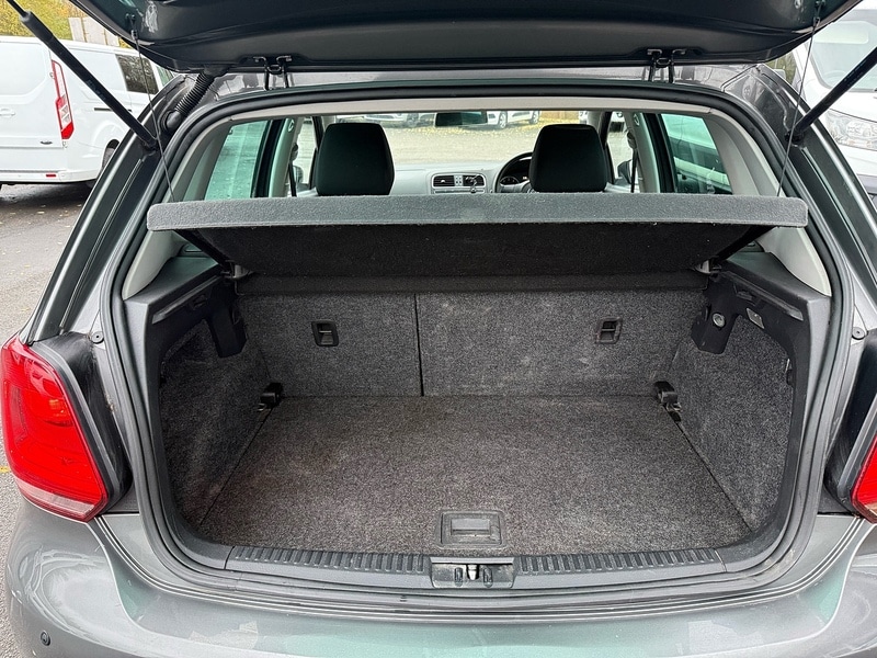 Used Volkswagen Polo 2010 for sale - 76969755: Photo 11