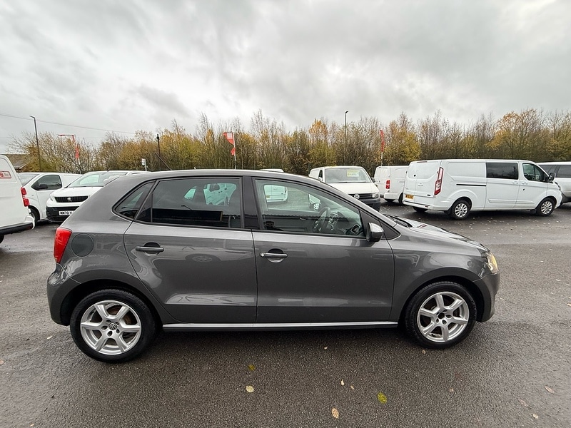 Used Volkswagen Polo 2010 for sale - 76969755: Photo 4