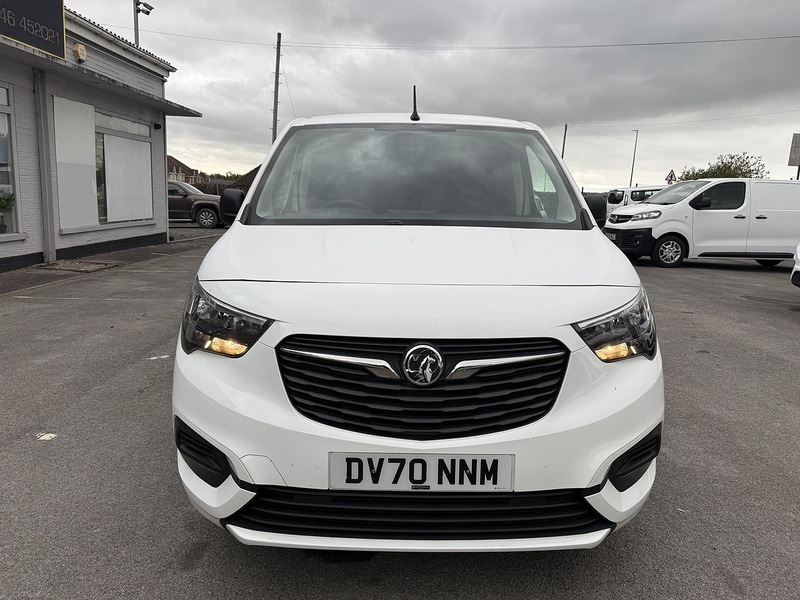 Used Vauxhall Combo 2020 for sale - 76057076: Photo 2