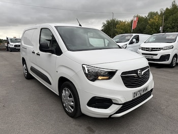 Used Vauxhall Combo 2020 for sale - 76057076: Photo 3