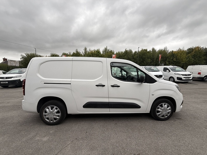 Used Vauxhall Combo 2020 for sale - 76057076: Photo 4