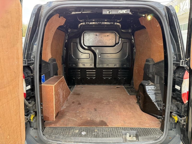 Used Ford Transit Courier 2019 for sale - 77984874: Photo 11