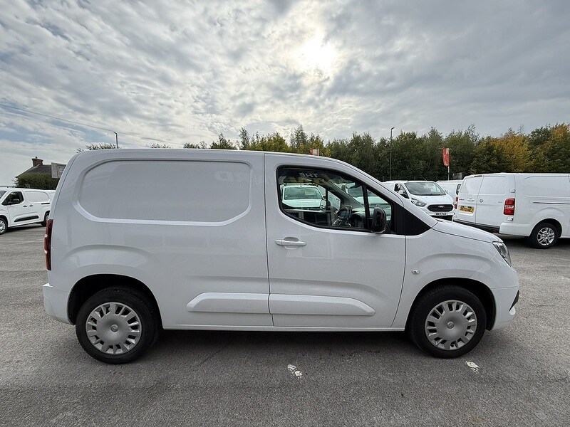 Used Vauxhall Combo 2023 for sale - 76143720: Photo 4