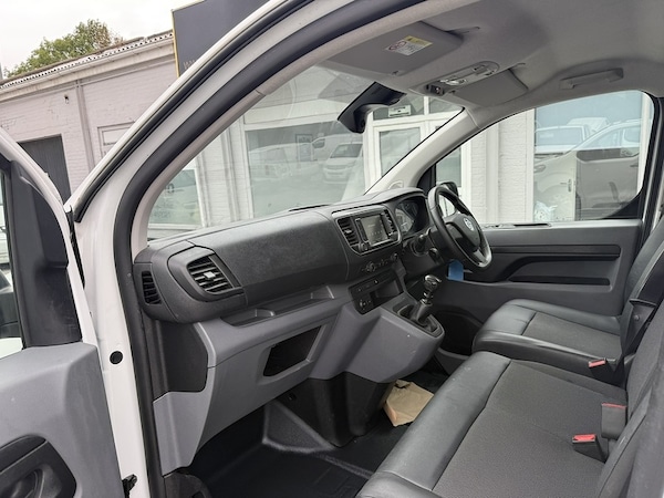 Used Vauxhall Vivaro 2021 for sale - 76057080: Photo 11