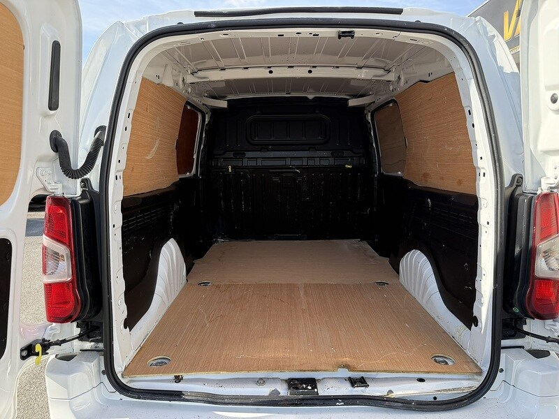 Used Vauxhall Combo 2022 for sale - 76106354: Photo 15