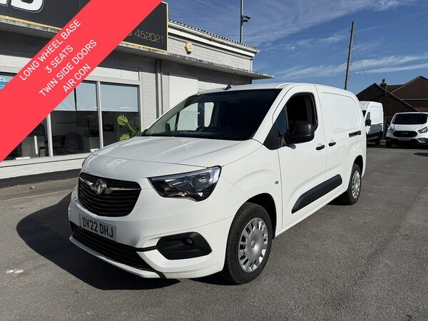 Used Vauxhall Combo 2022 for sale - 76106354: Photo 1