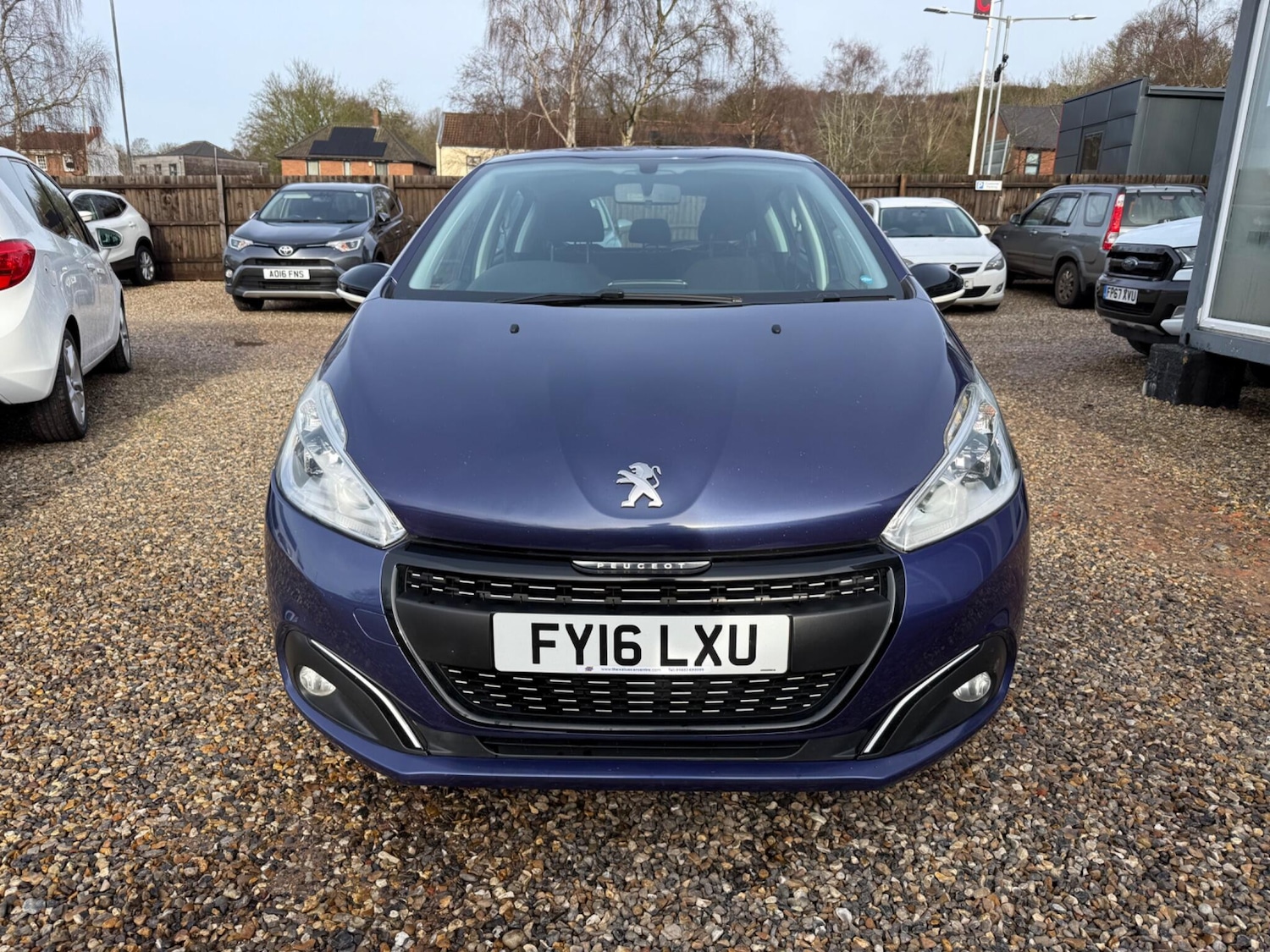 Used Peugeot 208 2016 for sale - 77215711: Photo 8