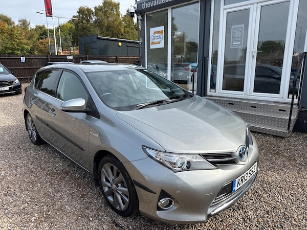 Used Toyota Auris 2013 for sale - 75696173: Photo 1
