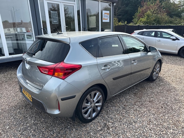 Used Toyota Auris 2013 for sale - 75696173: Photo 3