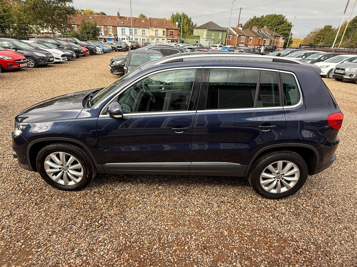 Used Volkswagen Tiguan 2015 for sale - 76108831: Photo 6