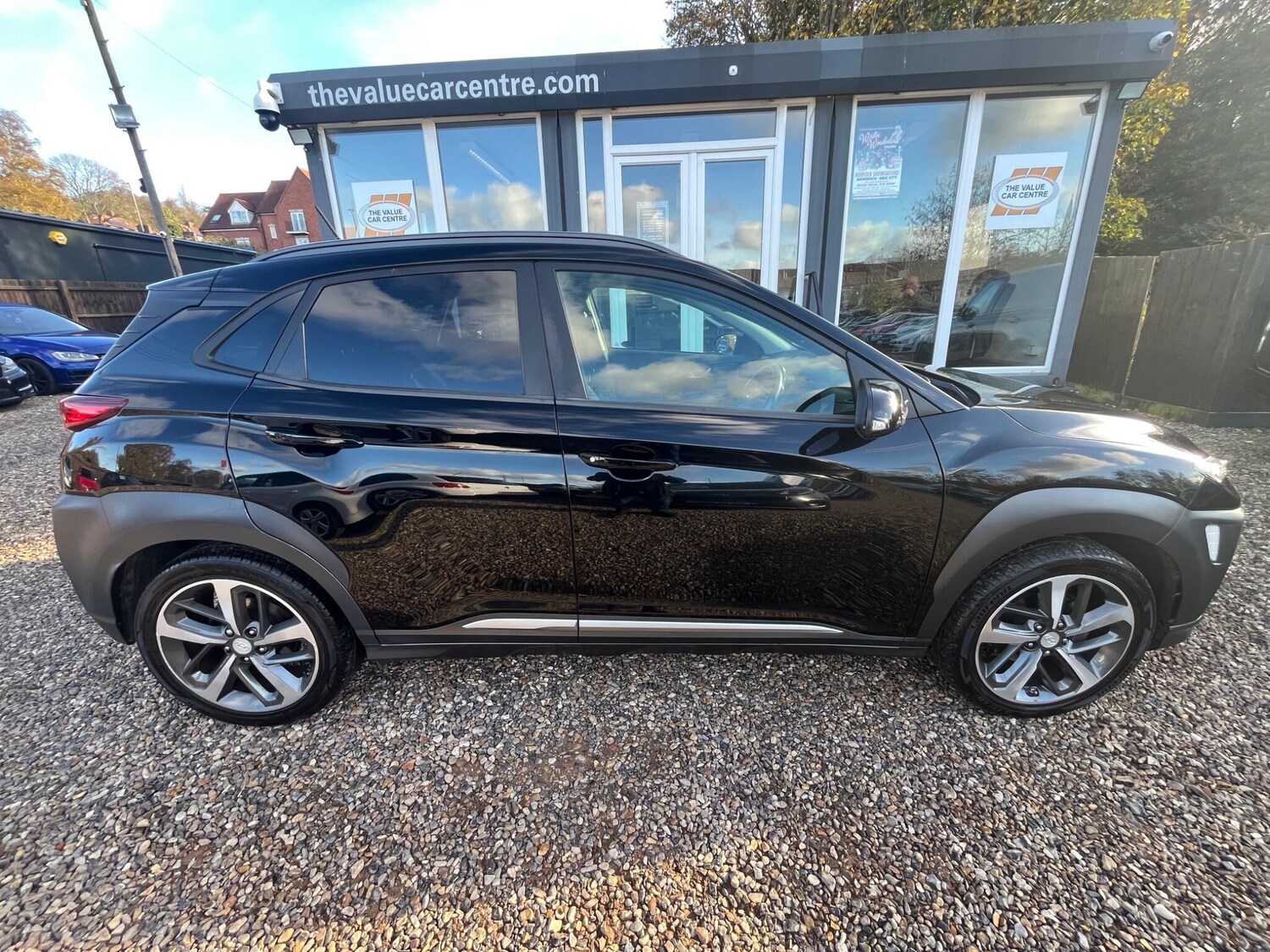 Used Hyundai KONA 2017 for sale - 76550463: Photo 3