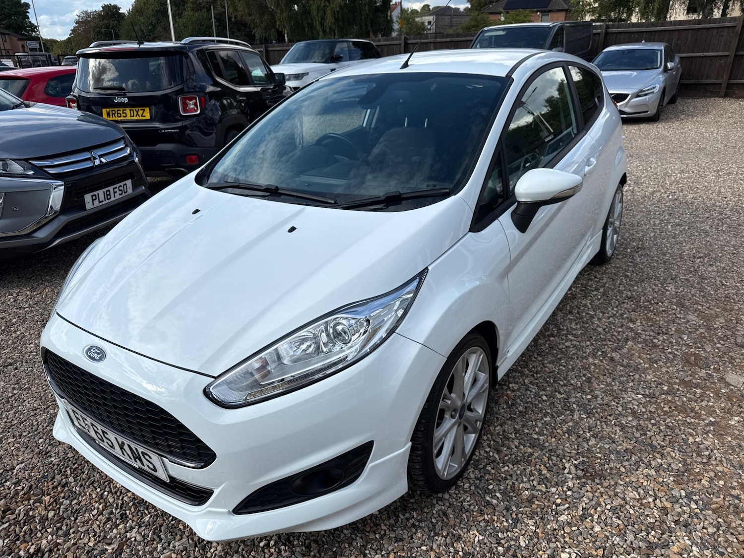 Used Ford Fiesta 2015 for sale - 76060075: Photo 12