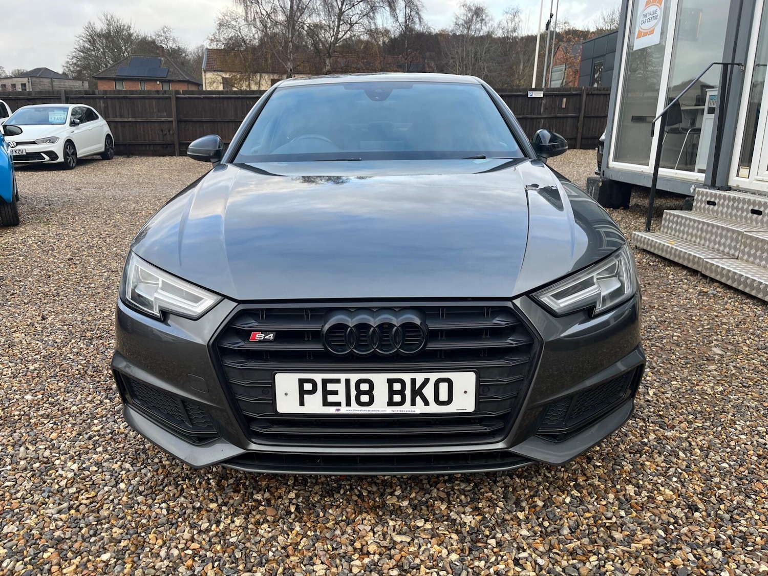 Used Audi A4 2018 for sale - 76850259: Photo 2