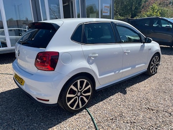 Used Volkswagen Polo 2017 for sale - 78260954: Photo