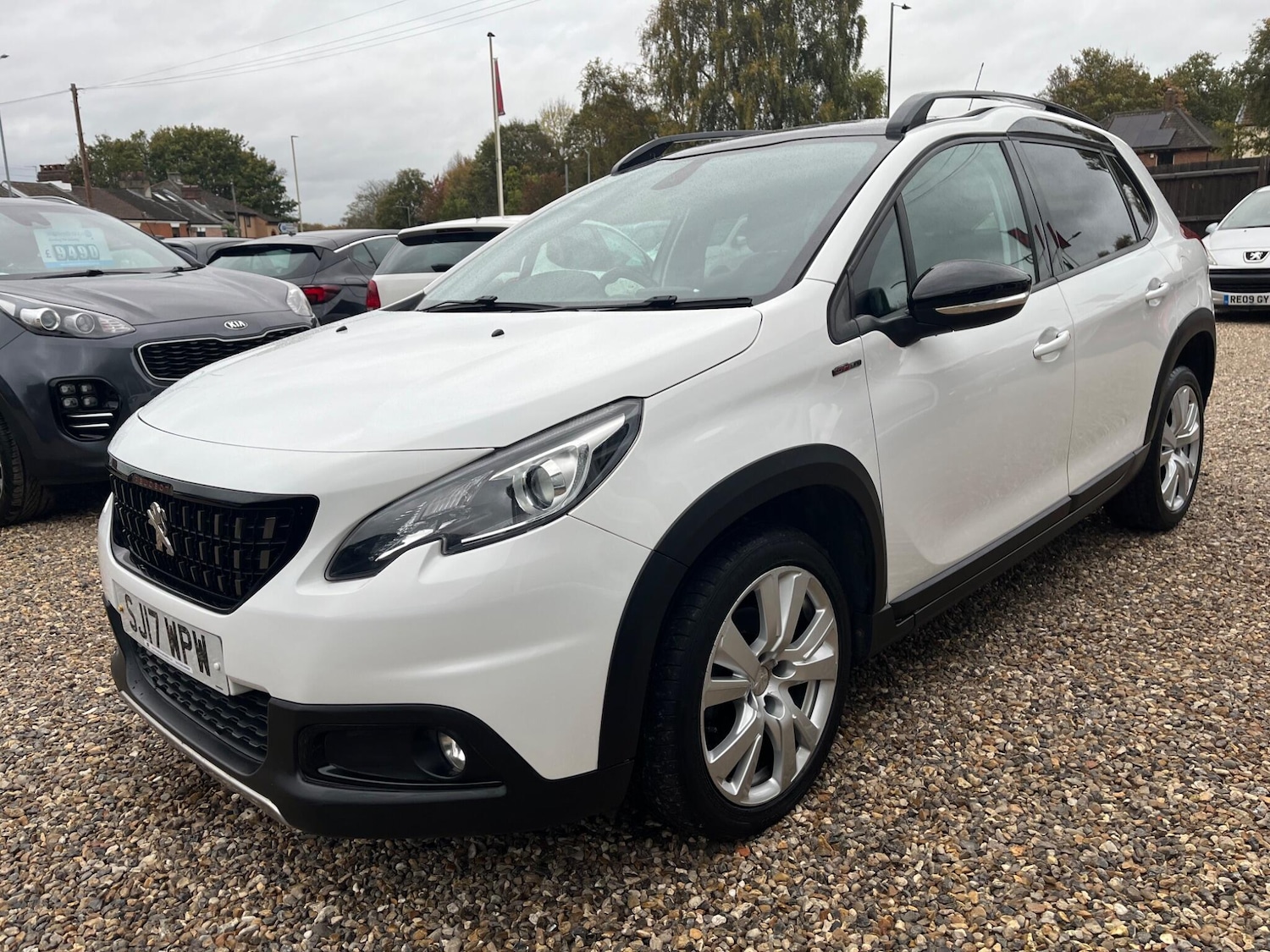 Used Peugeot 2008 2017 for sale - 76348853: Photo 10