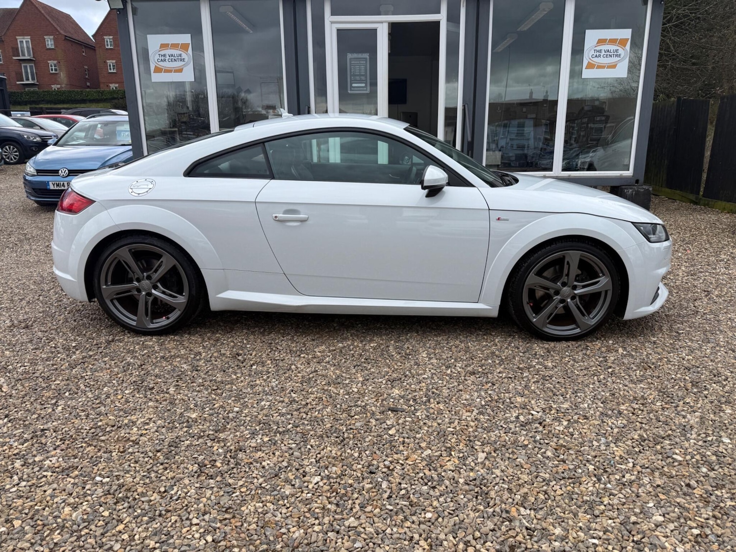 Used Audi TT 2014 for sale - 78062831: Photo 2