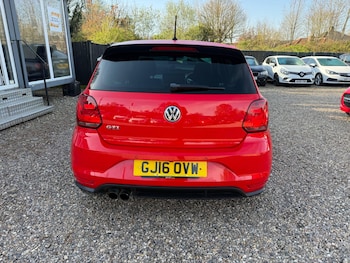 Used Volkswagen Polo 2016 for sale - 78981698: Photo