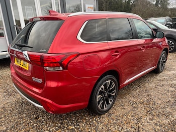 Used Mitsubishi Outlander 2015 for sale - 77074299: Photo