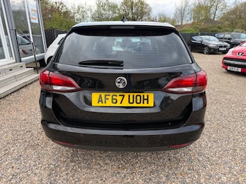 Used Vauxhall Astra 2017 for sale - 78147758: Photo