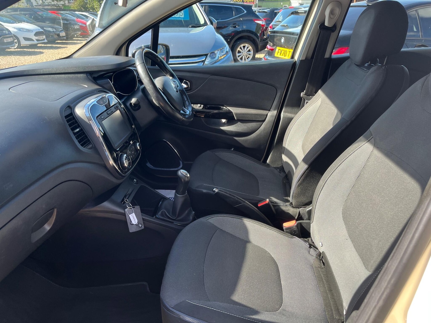 Used Renault Captur 2016 for sale - 76042001: Photo 12