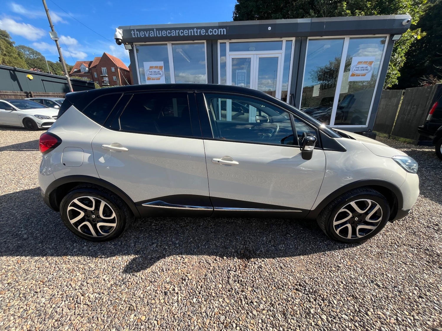 Used Renault Captur 2016 for sale - 76042001: Photo 3