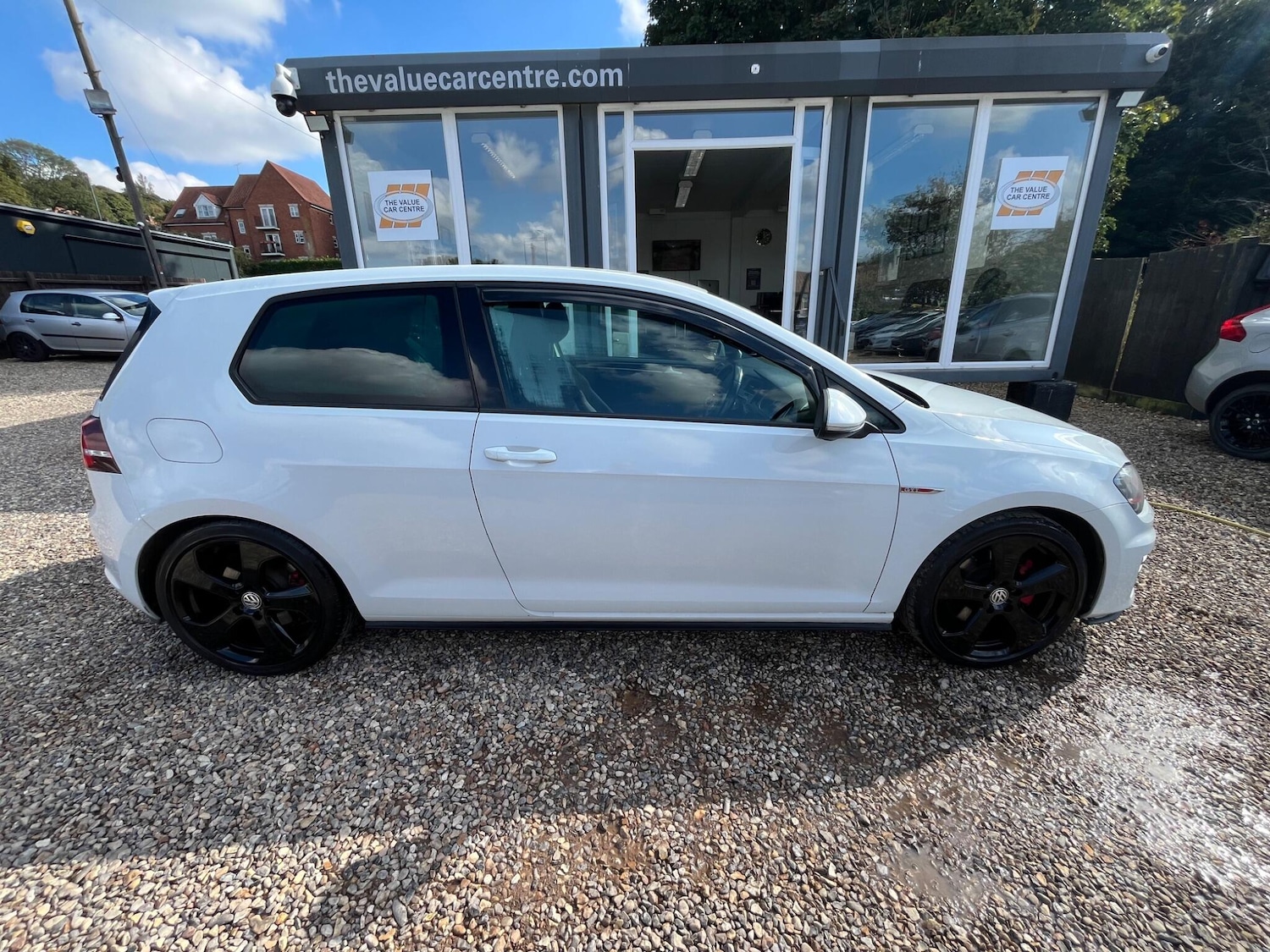 Used Volkswagen Golf 2014 for sale - 76094430: Photo 3