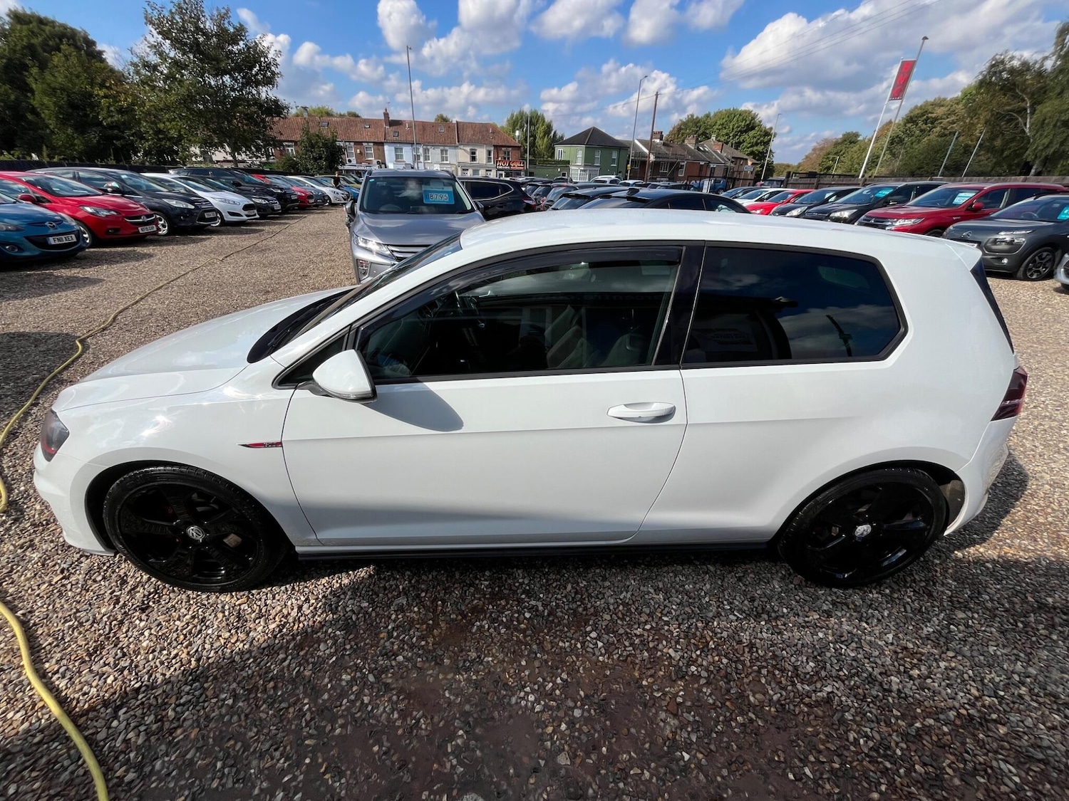 Used Volkswagen Golf 2014 for sale - 76094430: Photo 9