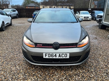 Used Volkswagen Golf 2015 for sale - 77510365: Photo