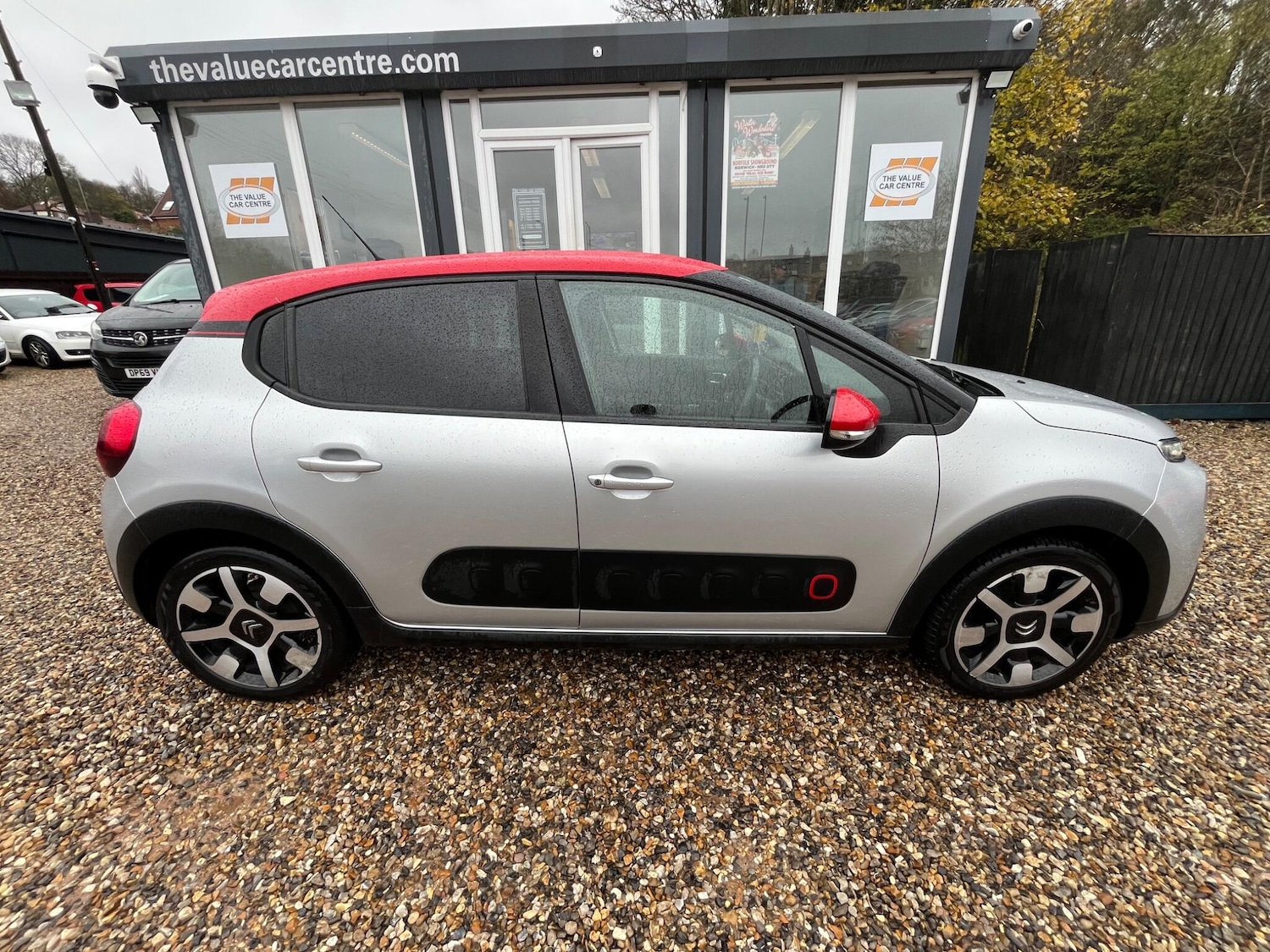 Used Citroen C3 2018 for sale - 76714883: Photo 3