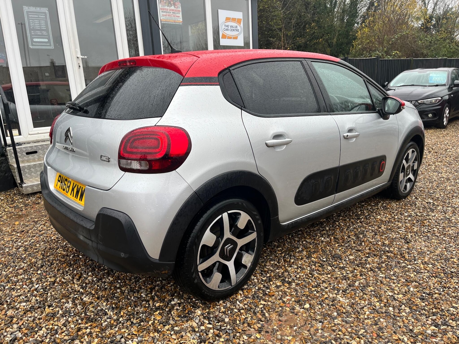 Used Citroen C3 2018 for sale - 76714883: Photo 4