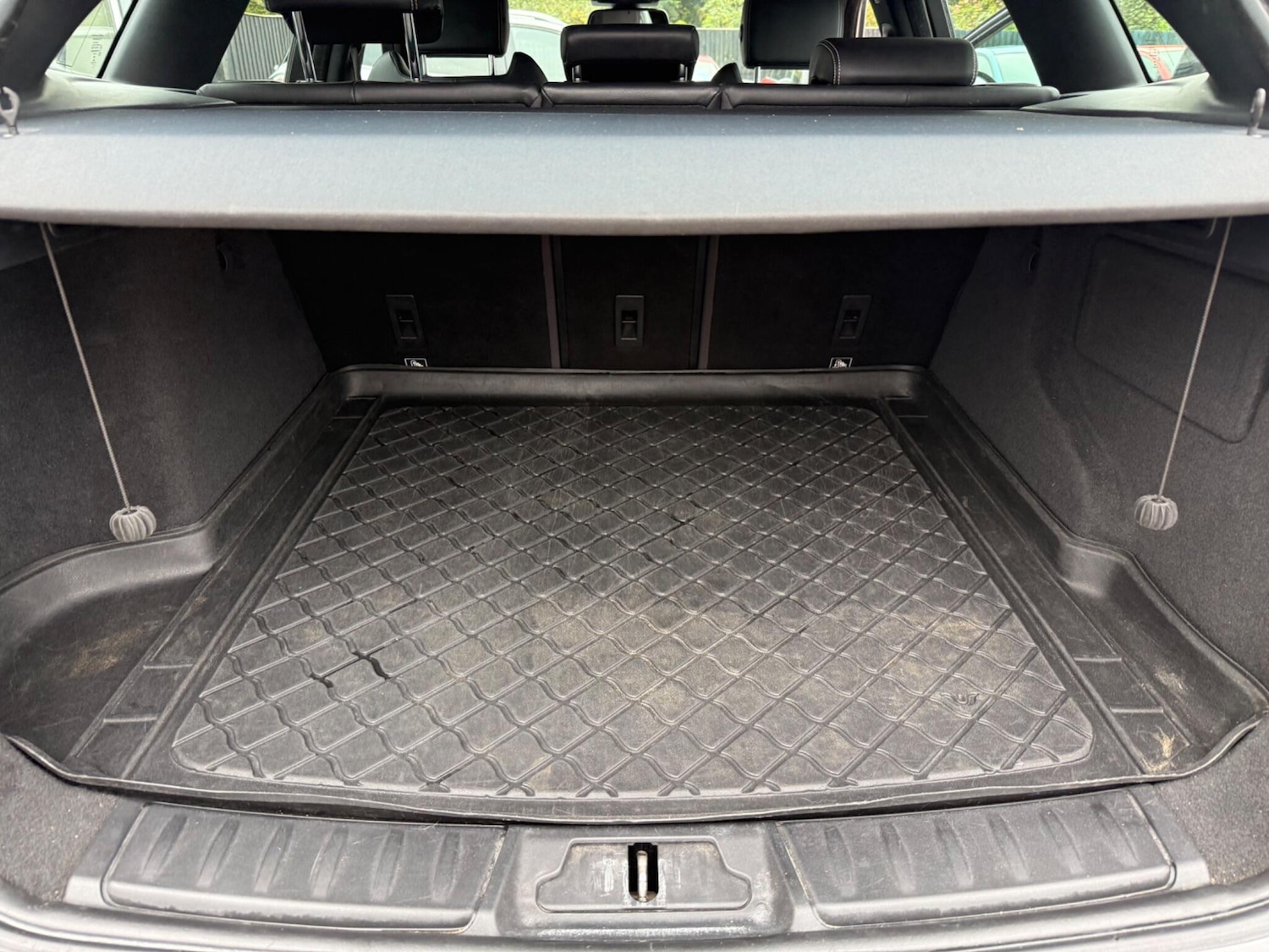 Used Jaguar F-Pace 2016 for sale - 76260462: Photo 12