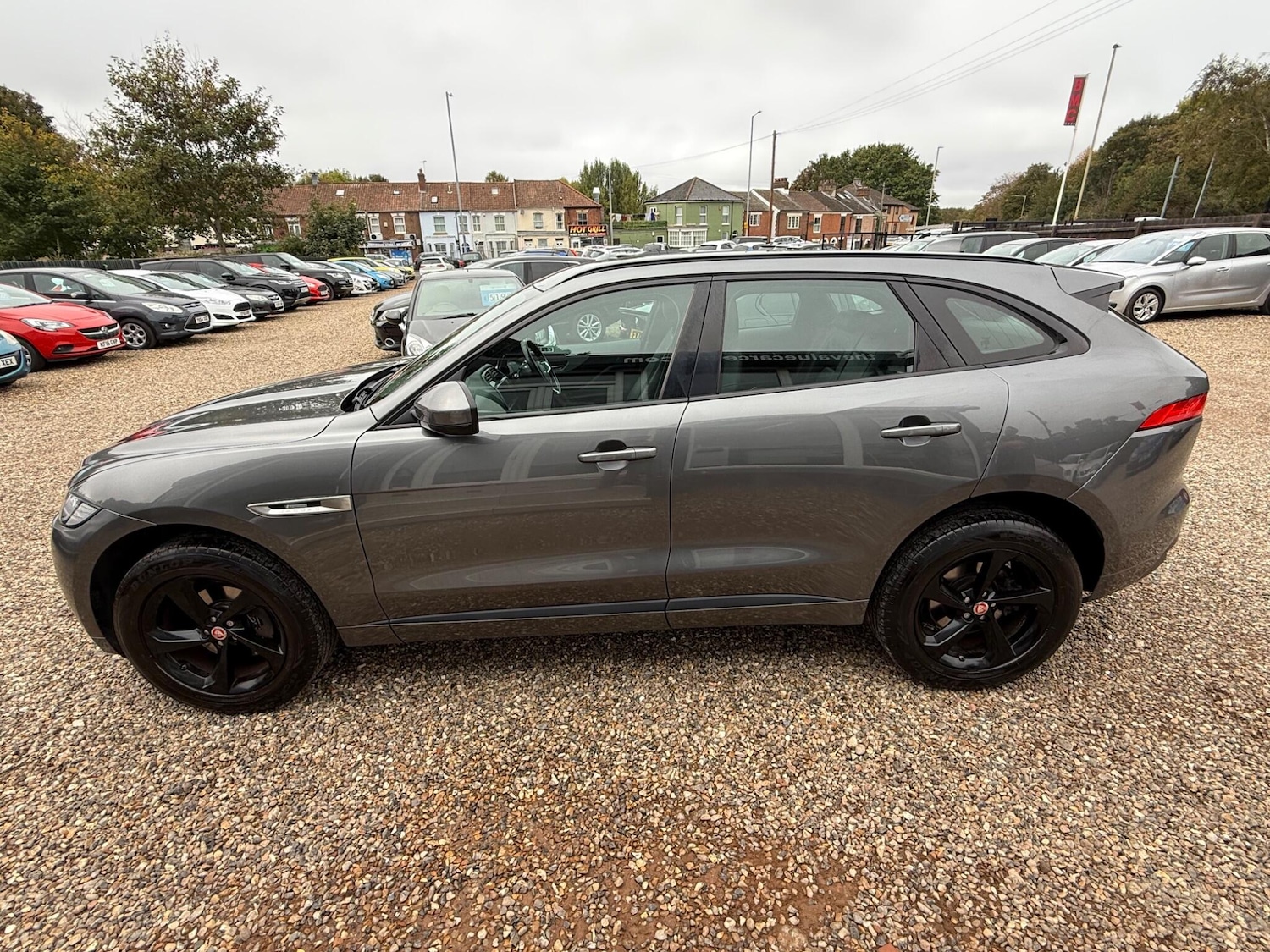 Used Jaguar F-Pace 2016 for sale - 76260462: Photo 6