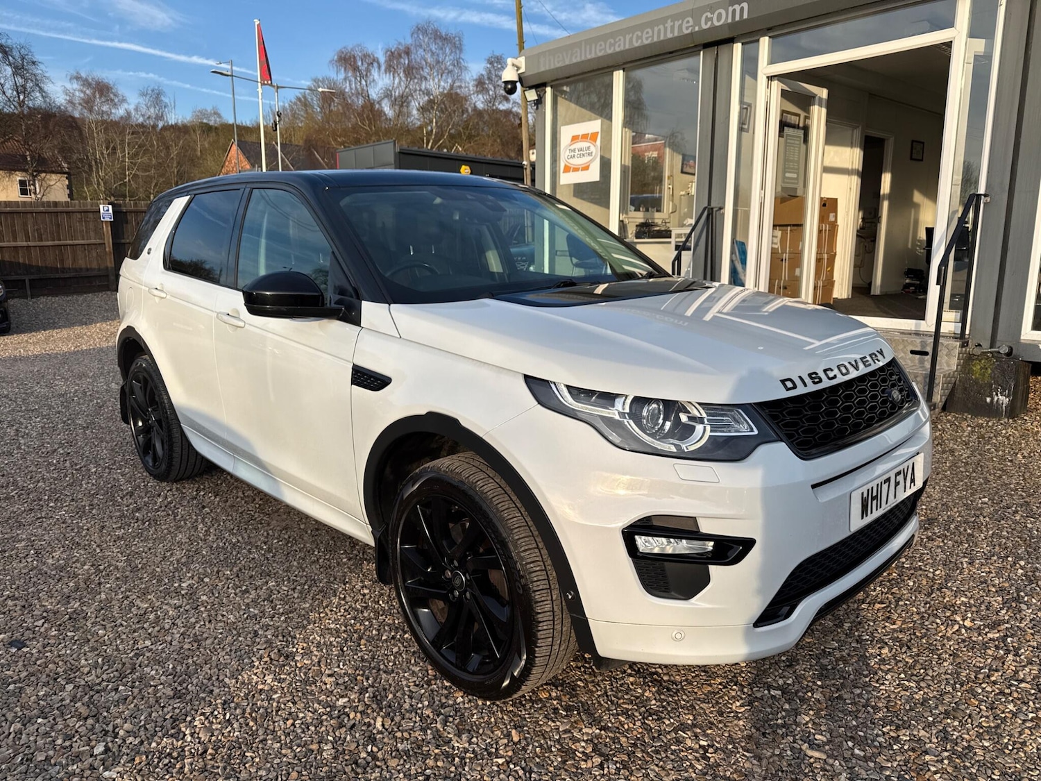 Used Land Rover Discovery Sport 2017 for sale - 77958256: Photo 1