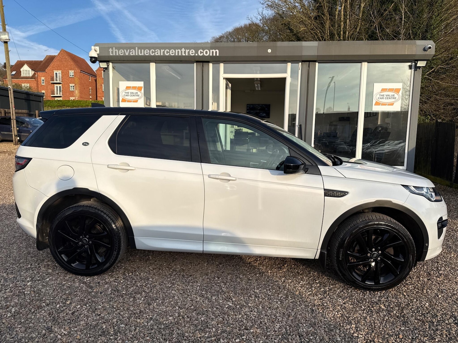 Used Land Rover Discovery Sport 2017 for sale - 77958256: Photo 2