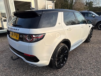 Used Land Rover Discovery Sport 2017 for sale - 77958256: Photo