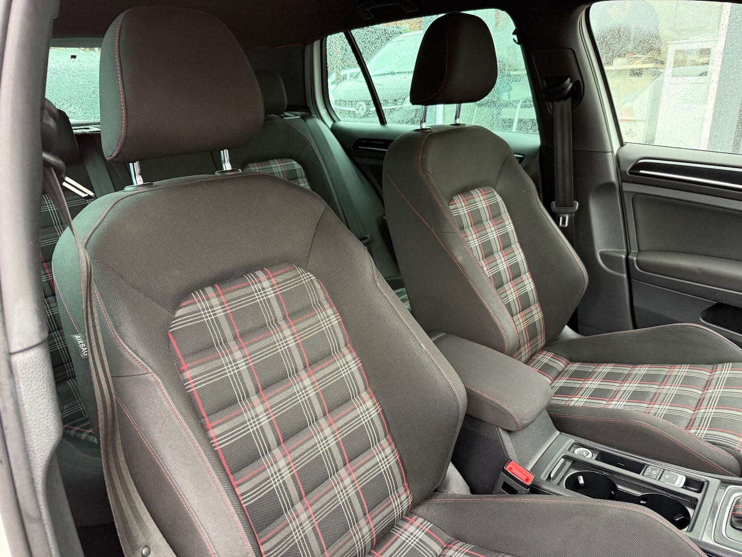 Used Volkswagen Golf 2016 for sale - 76839450: Photo 10