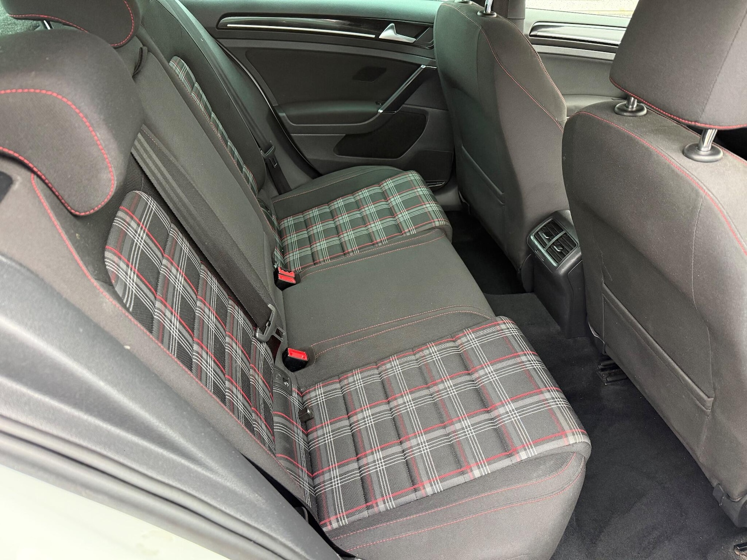 Used Volkswagen Golf 2016 for sale - 76839450: Photo 11