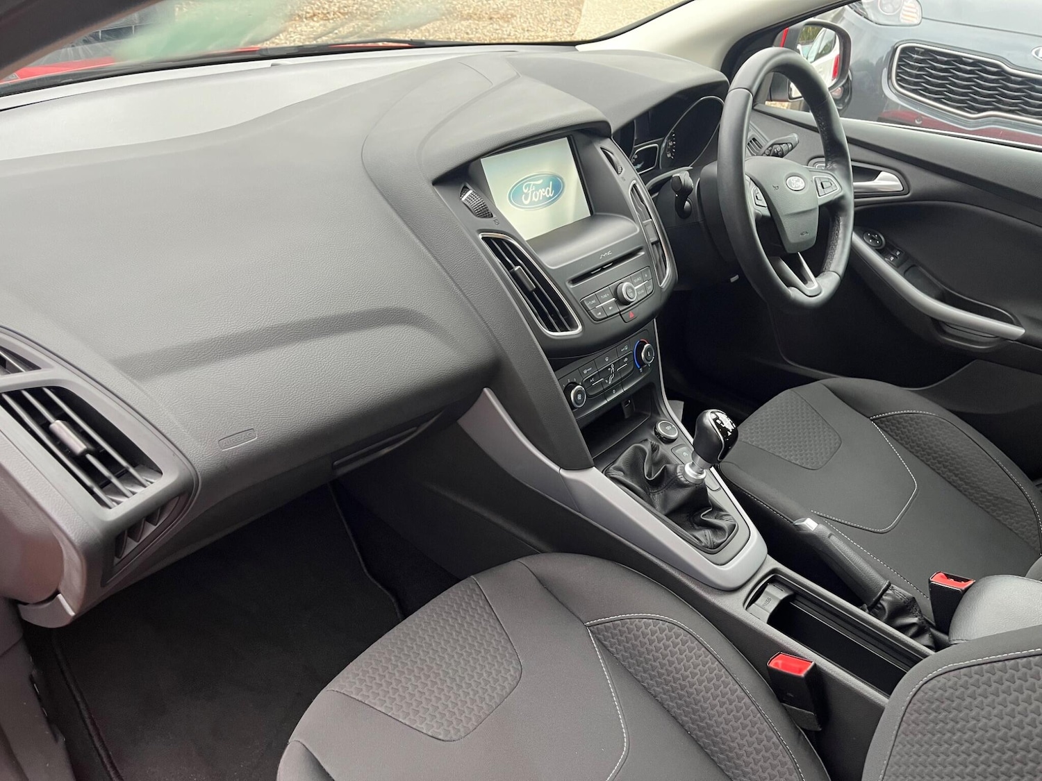 Used Ford Focus 2015 for sale - 76432592: Photo 11