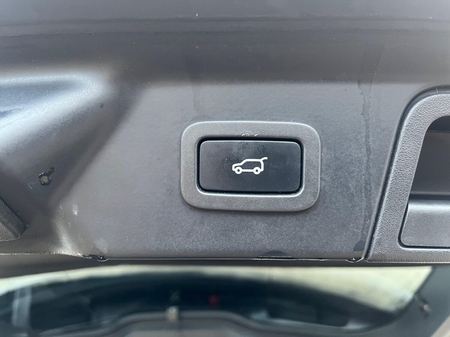 Used Land Rover Range Rover Velar 2018 for sale - 77839986: Photo 15