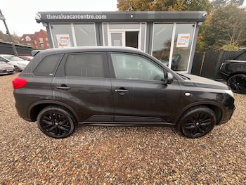 Used Suzuki Vitara 2017 for sale - 76472698: Photo