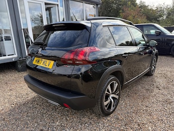 Used Peugeot 2008 2017 for sale - 76989036: Photo