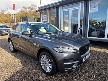 Used Jaguar F-Pace 2016 for sale - 76991794: Photo