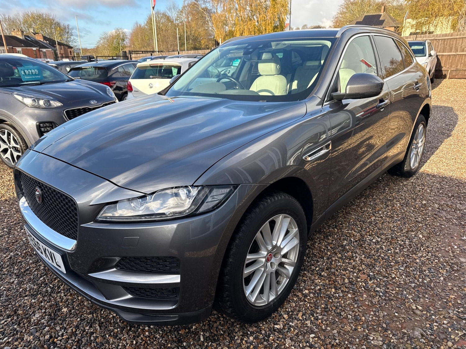 Used Jaguar F-Pace 2016 for sale - 76991794: Photo 9